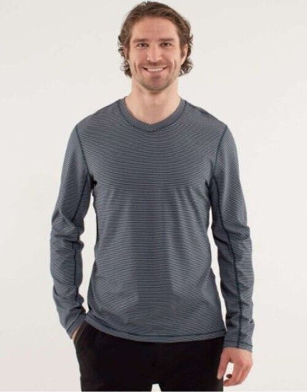Lululemon Speed Sz M Long Sleeve Stripe Black Gray Pullover Casual Sporty